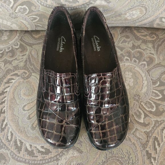CLARKS Bendables Women's 8M Brown Croc Embossed Slip-On Loafers - Picture 3 of 10